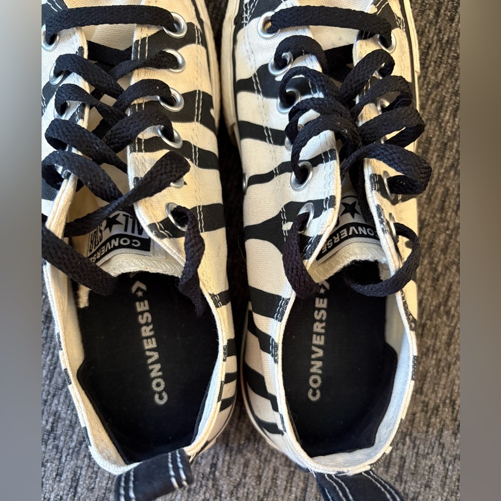Converse All Star Chuck Taylor Unisex Zebra Low Top Sneakers Women’s 7 Men’s 5 - Picture 6 of 12